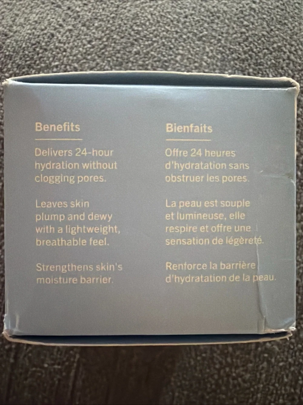 First Aid Beauty Hydrating Dewy Gel Cream - Pale Blue Jar
